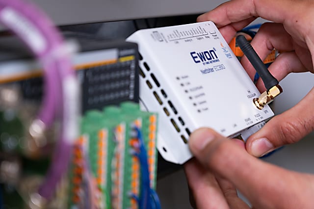 Ewon Netbiterシリーズ